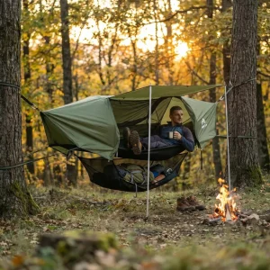 Tente hamac légère et facile à installer pour aventuriers