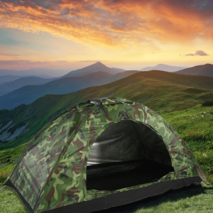 Tente légère pour une personne en motif camouflage