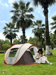 Tente spacieuse pour 4 personnes, facile à monter