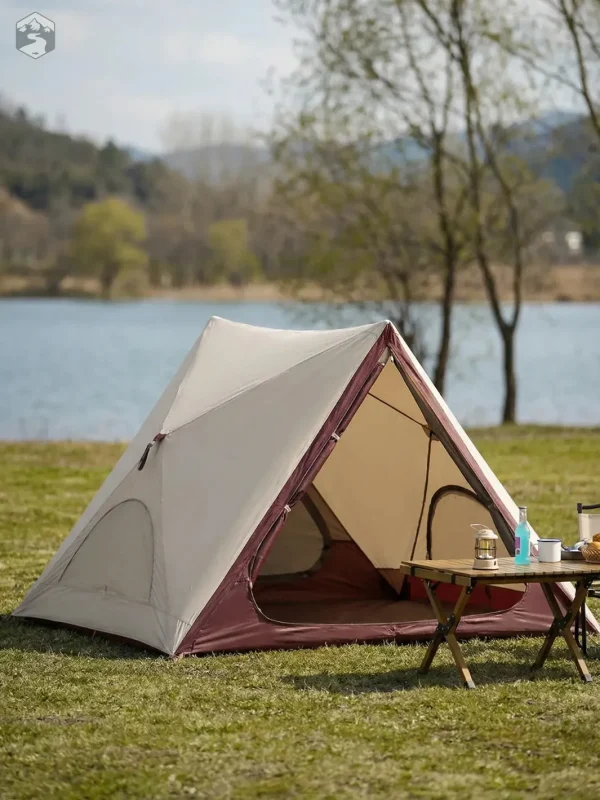 Tente légère pour deux personnes en camping