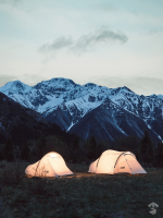 Tente 2 places, design minimaliste et fonctionnel