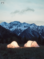 Tente pour un aventurier, idéale en montagne