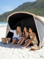 Tente de plage pour échapper au soleil