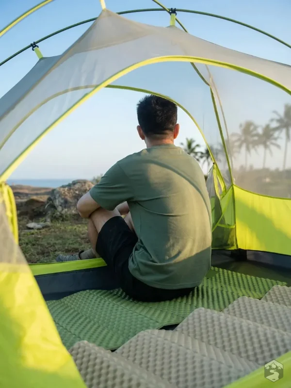 Tente de trek offrant confort et protection
