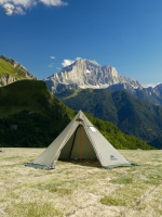 Tente tipi confortable pour vos escapades en extérieur
