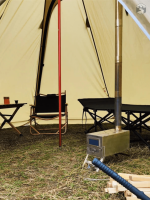 Tente pour groupe de six avec design unique tipi