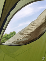 Tente tipi adaptée pour camping et activités en plein air