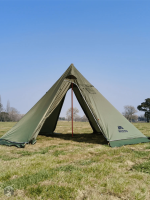 Tente pour six personnes au design tipi original