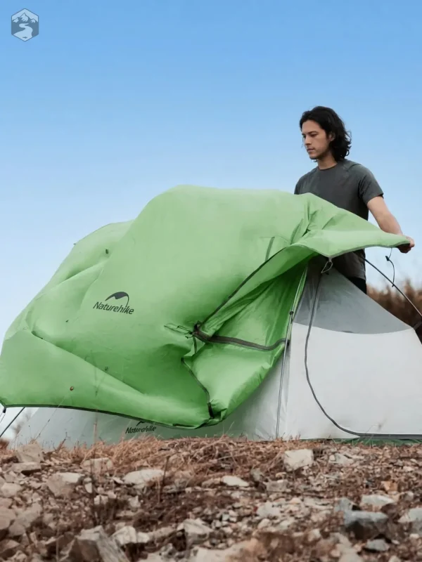 Tente de trekking minimaliste pour backpackers