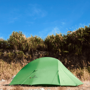 Tente légère pour deux, idéale pour le trekking
