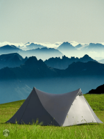 Tente légère idéale pour le trekking en plein air
