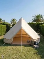Tente 8 personnes, design traditionnel et espace généreux