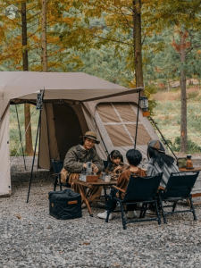 Toile de tente robuste pour séjours en nature