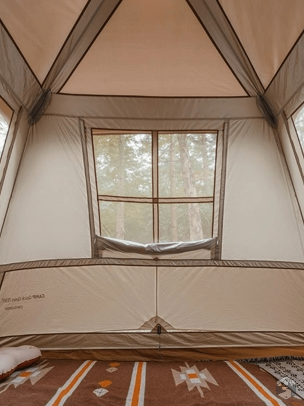 Tente confortable pour loisirs en extérieur